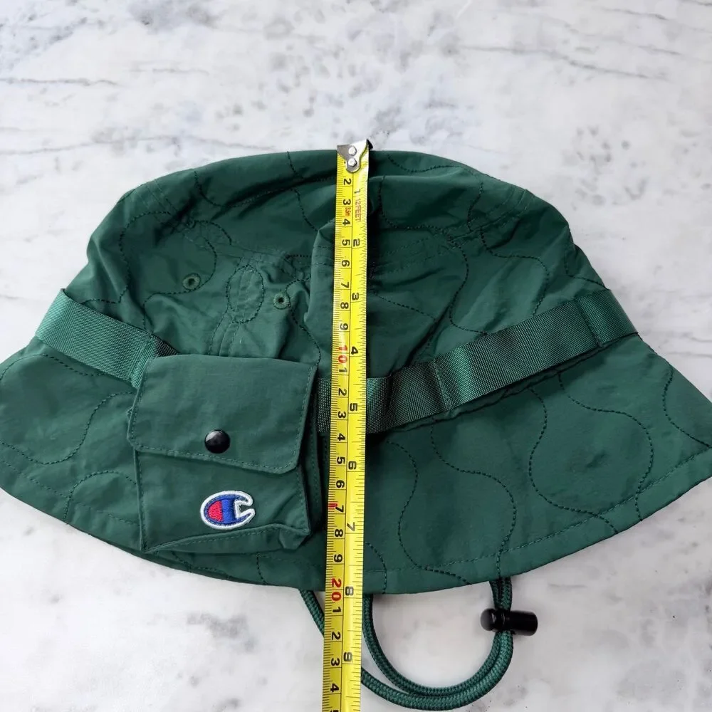 Champion UO Taslan Quilted Green Bucket Hat with Detachable Pocket White L/XL